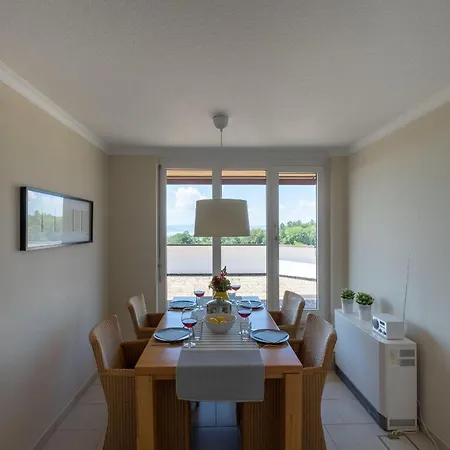 Appartement Sommerliebe Mit Panoramaterrasse Und Seeblick Meersburg